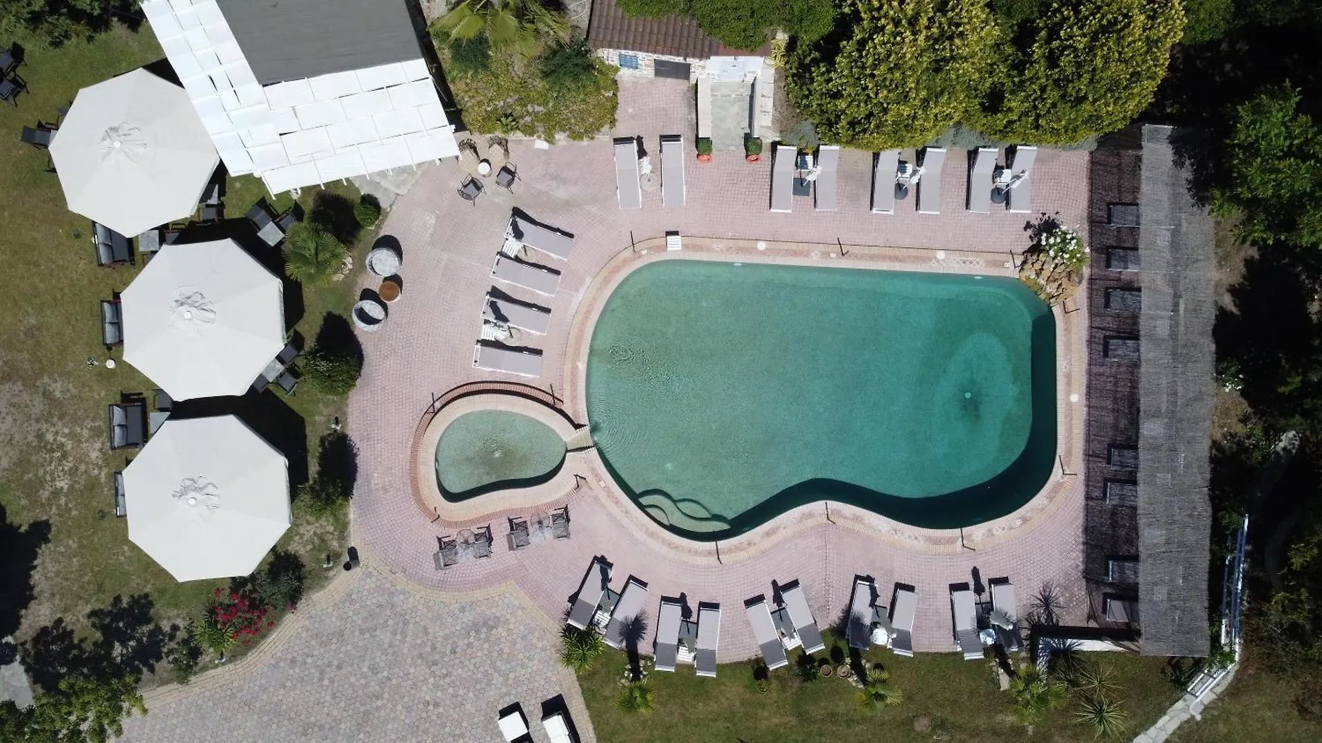 Jenny, Siviri Hotel